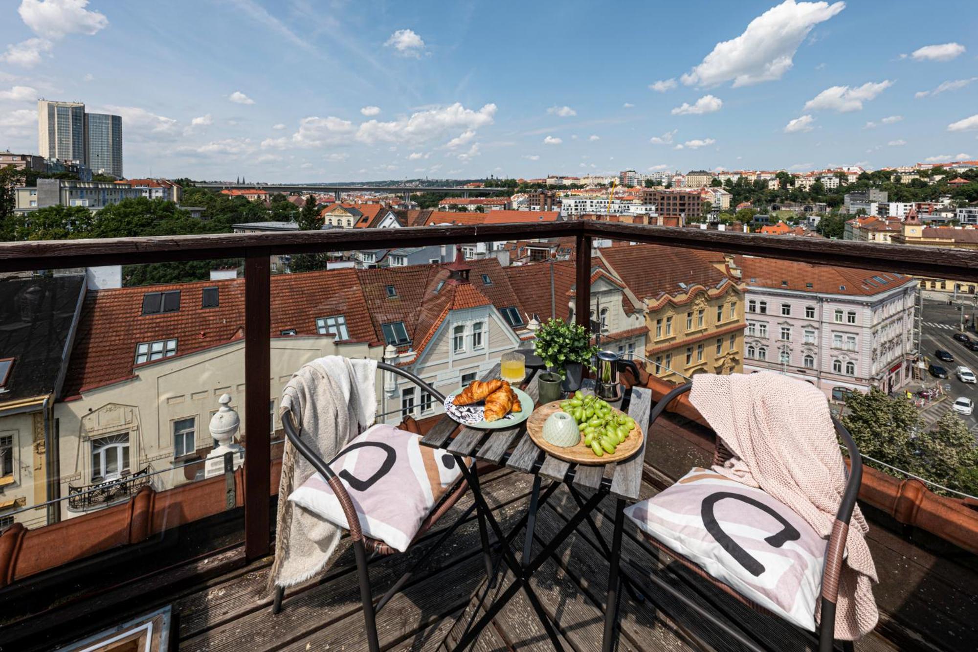 Prague Days - Terrace - Stunning View - Duplex Apartamento Exterior foto